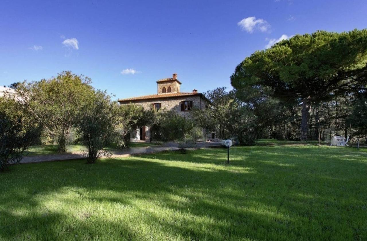 Maison Antoinette San Vincenzo Buitenkant foto